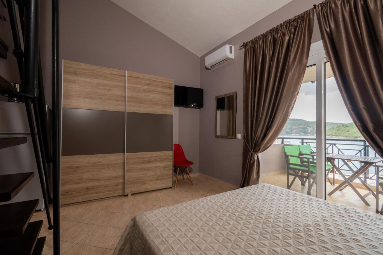 Studios Diogenis Porto Koufo Ngoại thất bức ảnh
